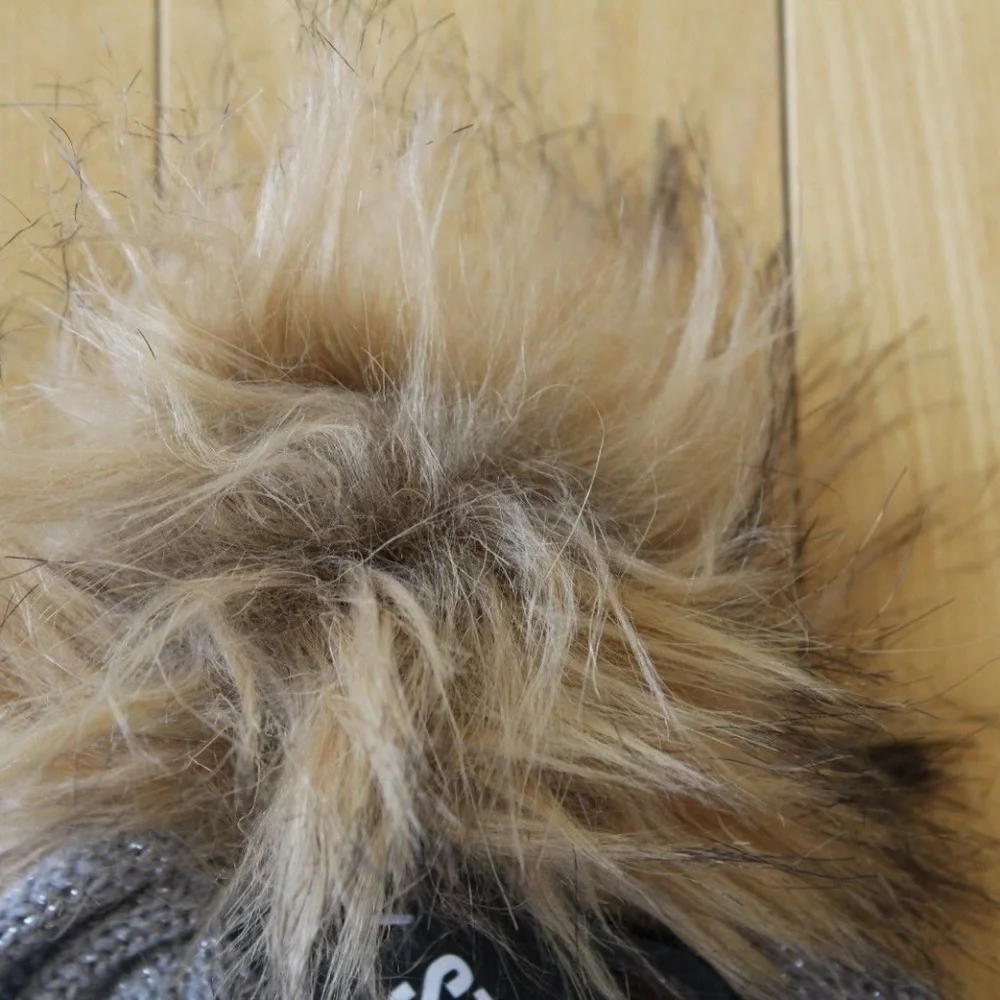 NEW STEVE MADDEN‎ Pom Pom Knit SPARKLE Beanie Hat